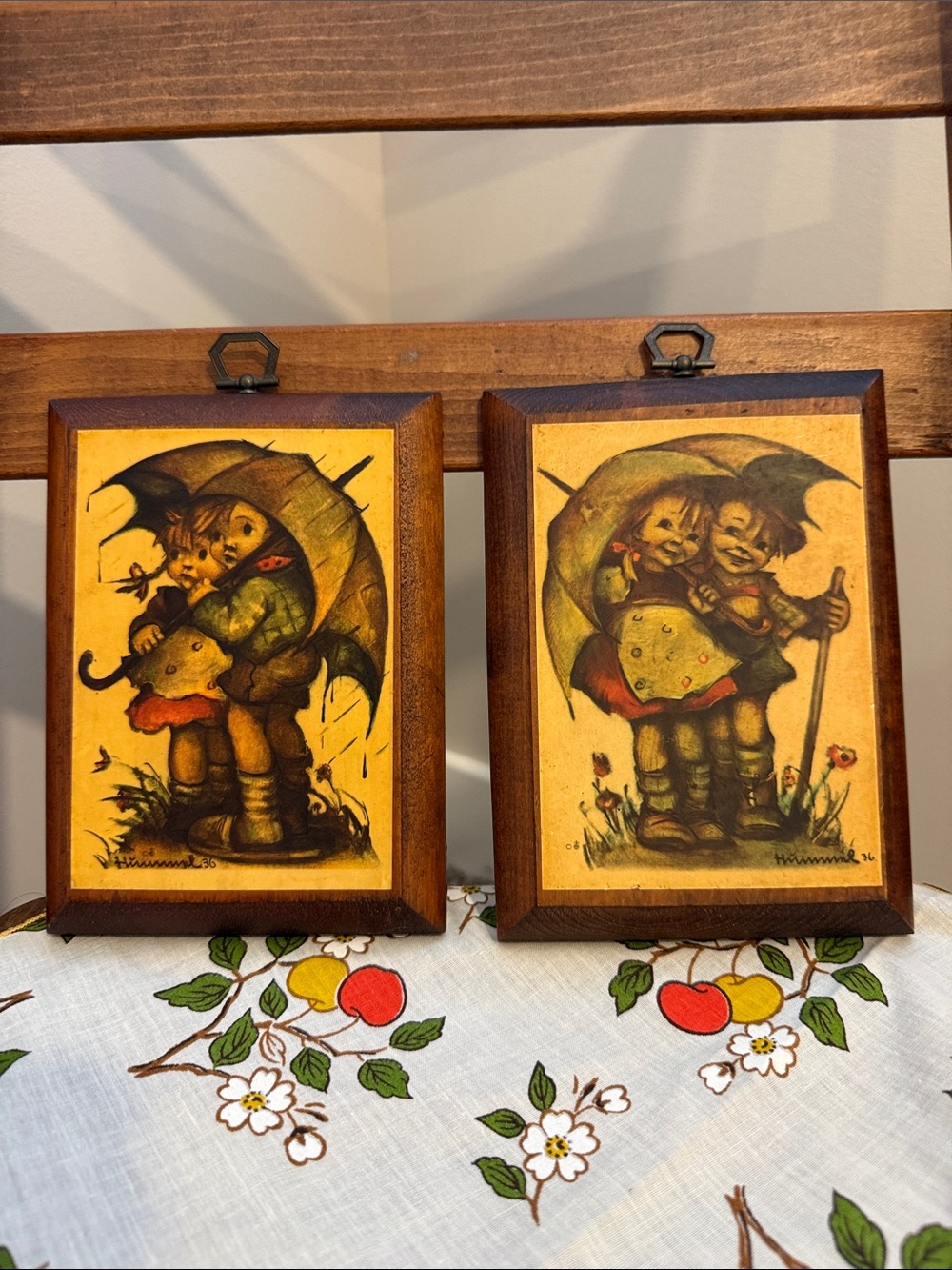 Vintage Berta Hummel “Hummel 36” Children Under Umbrella Wood Plaques – Set of 2